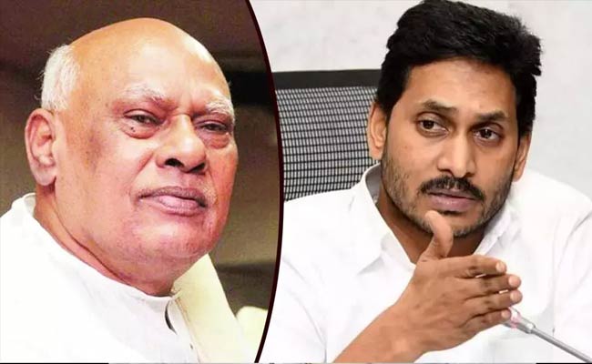 Konijeti Rosaiah: వైఎస్ జగన్ మాస్టర్ స్ట్రోక్ నుంచి రోశయ్య తప్పించుకున్నారిలా.!