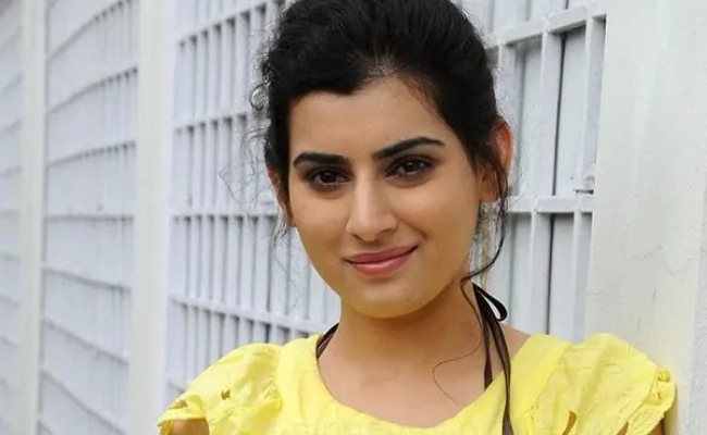 Archana: సినిమా ఆడవాళ్లంటే అంత చులకనా..? : సినీ నటి అర్చన