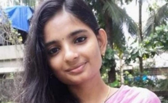 వామ్మో.. పెళ్లికి సమయం అడిగితే ఇంతటి దారుణానికి ఒడిగట్టాడా.. పాపం ఆ యువతి..!