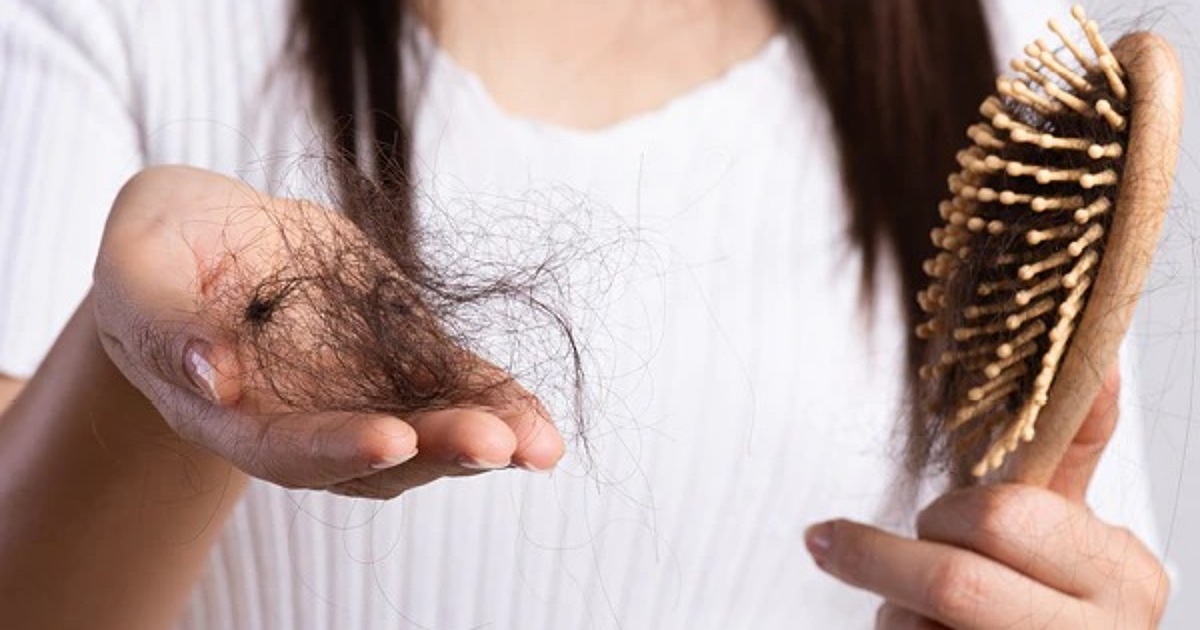 డెలివరీ తర్వాత జుట్టు రాలిపోతుందా.. అయితే ఈ ఒక్క చిట్కా పాటించండి!