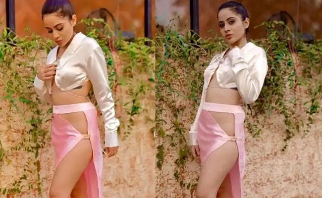 Urfi Javed: ట్రోలింగ్ కు గురవుతున్న ప్రముఖ ఫ్యాషన్ డిజైనర్..ఆ మాత్రం దుస్తులు కూడా ఎందుకు వేసుకున్నావ్‌ అంటూ..!