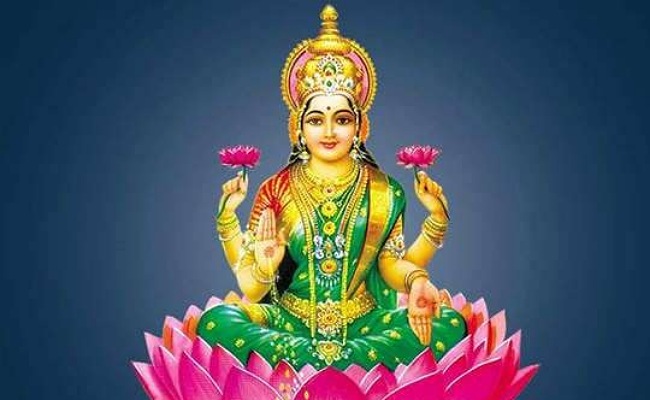 ఇంట్లో ఈ తప్పులు చేస్తే లక్ష్మీ దేవి ఆగ్రహానికి గురి కావాల్సిందే.. ఈ పొరపాట్లు చేయొద్దంటూ?