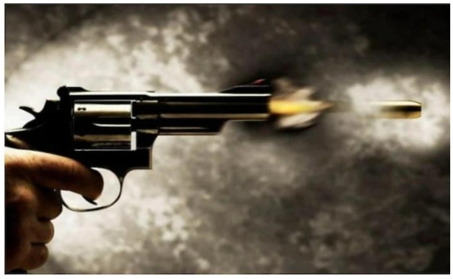 ప్రియుడికి ఓ రేంజ్ లో ముద్దులు పెట్టింది.. చివరికి ఊహించని ట్విస్ట్?