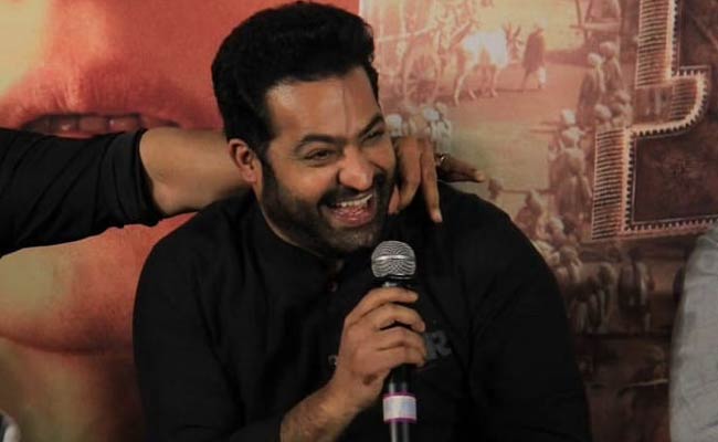 Rajamouli : రాజమౌళి టార్చర్ చేసేసాడు..మీడియాతో ఎన్టీఆర్ షాకింగ్ కామెంట్స్!