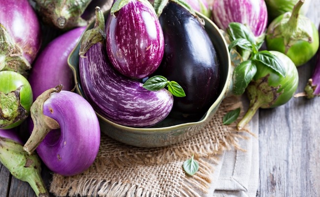 వంకాయలను ఎక్కువగా తింటున్నారా.. ఈ సమస్యలు తప్పవు!