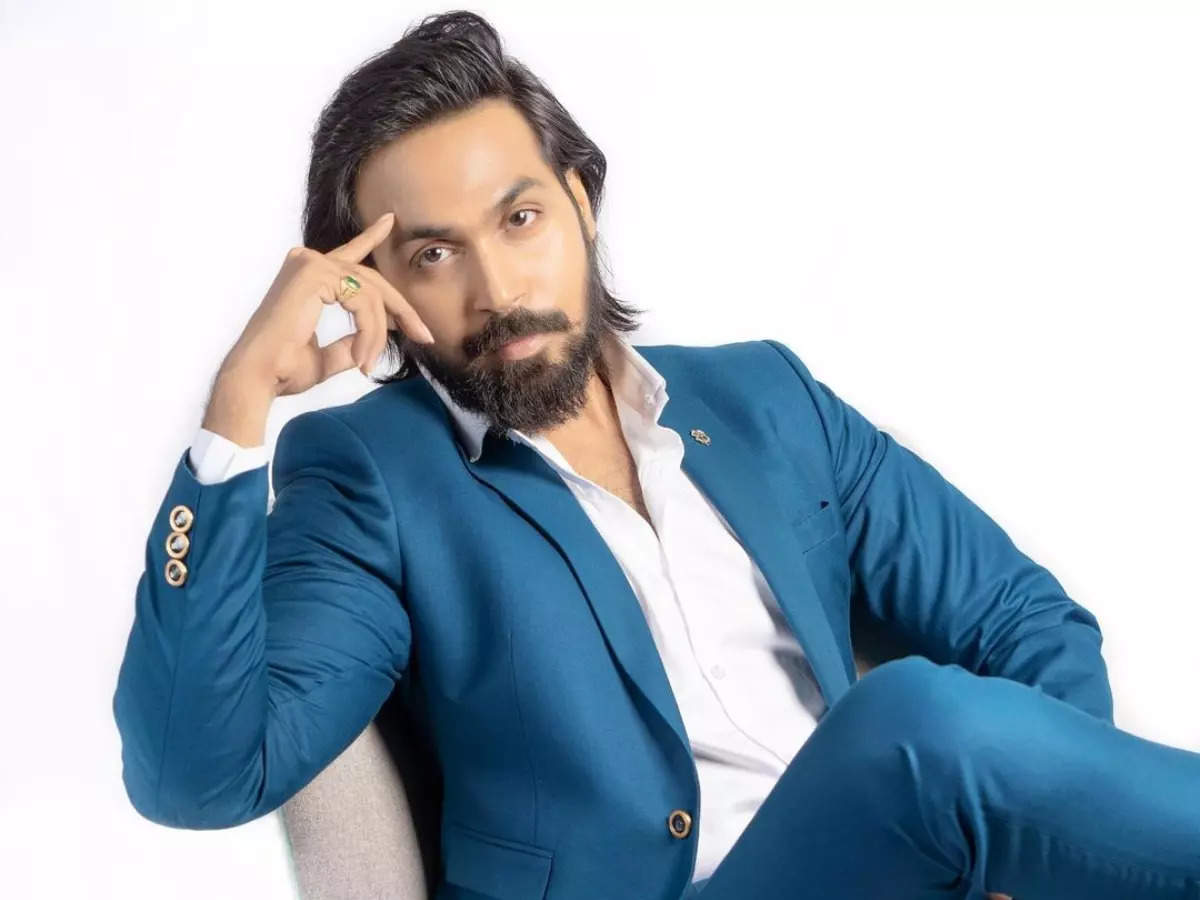 Bigg Boss Finalist Manas: అందరూ అడుగుతున్నారు అంటూ అలాంటి ఫోటోలు షేర్ చేసిన మానస్.. ఫోటోలు వైరల్!