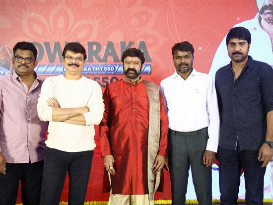 Akhanda Movie-అఖండ మూవీ సక్సెస్ మీట్