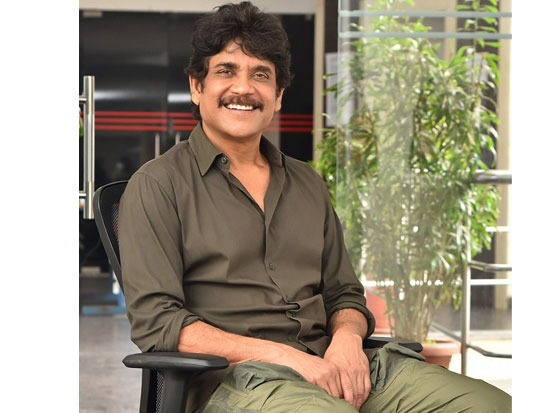Akkineni Nagarjuna-అక్కినేని నాగార్జున లేటెస్ట్ పిక్స్