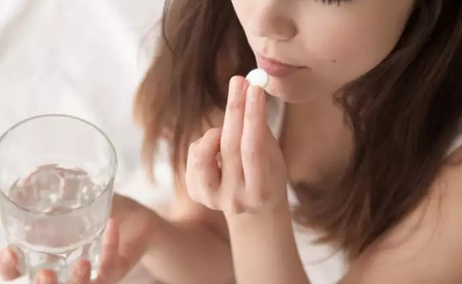 Periods: పీరియడ్స్ వాయిదా వేయాలని టాబ్లెట్స్ వాడుతున్నారా… ఈ సమస్యలు బారిన పడినట్టే!