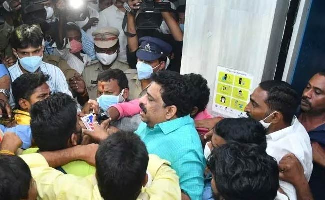 Buddha Venkanna Arrested : బుద్ధా వెంకన్న అరెస్ట్: సరదా తీరిపోయిందంతే.!