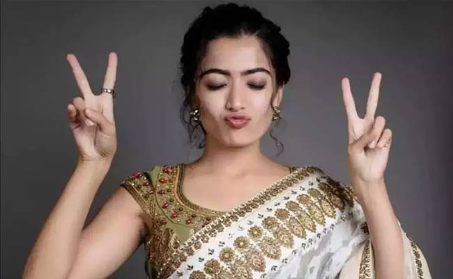 Rashmika : రష్మిక, సోషల్ మీడియా కోసం అంతలా ఖర్చు చేస్తోందా.?