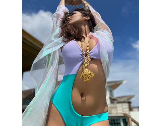 Malavika Mohanan-మాళవిక మోహనన్ సెక్సీ పిక్స్