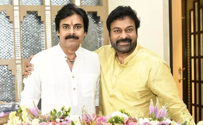 పవన్ కళ్యాణ్ కు చిరంజీవి సపోర్ట్.. జగన్, బాబులకు భారీ షాక్ తగిలిందా?