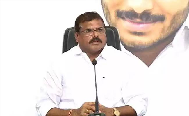 Minister Botsa : ఏపీ ఉద్యోగుల వెనుక రాజకీయం: చర్చలకు అందుకే వెళ్ళట్లేదా.?
