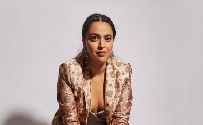 Swara Bhaskar: కోవిడ్ బారిన పడిన స్వర భాస్కర్.. క్షమించు దేవుడా అంటూ పోస్ట్..!