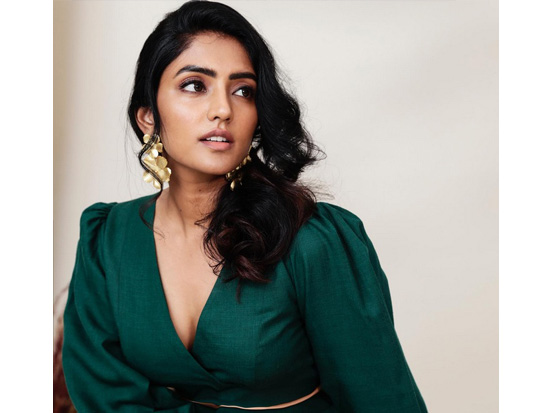 Eesha Rebba-ఈషా రెబ్బా గ్లామరస్ లుక్స్