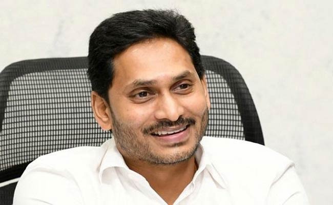 YSRCP  : మళ్ళీ వైసీపీదే గెలుపు.. కండిషన్స్ అప్లయ్.!