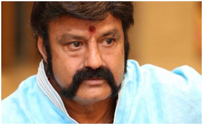 హీరో బాలకృష్ణకు ఒక్క హిట్ కూడా ఇవ్వలేకపోయిన ఆ దర్శకుడు!