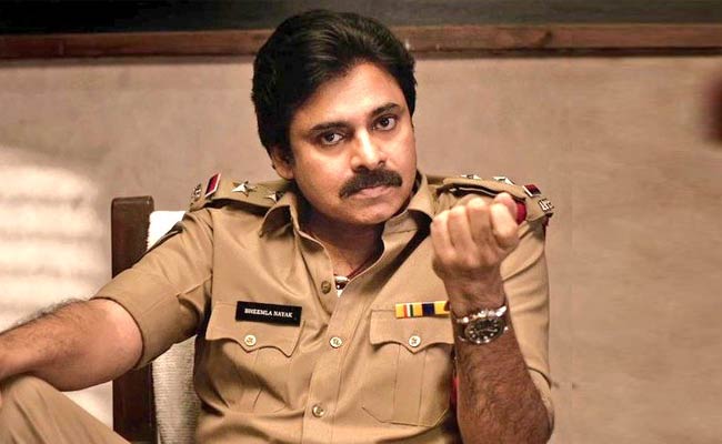 Bheemla Nayak  : ఇన్సైడ్ టాక్ : “భీమ్లా నాయక్” మాస్ టీజర్ కట్ వచ్చేది అప్పుడేనట..డేట్ కన్ఫర్మ్!