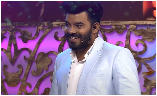 Sudigali Sudheer: అందరి ముందు సుధీర్ పై తన ప్రేమను బయట పెట్టిన హీరోయిన్?