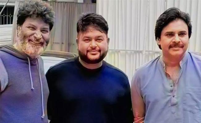 Bheemla Nayak  : వైరల్ : “భీమ్లా నాయక్” పై అదిరిపోయే సమాచారం ఇచ్చిన థమన్.!