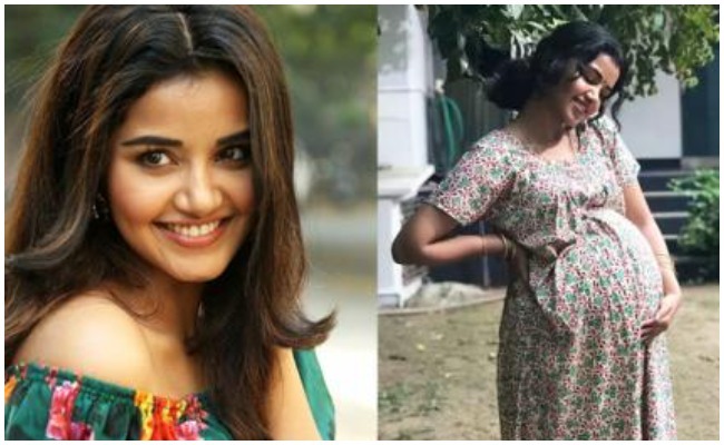 Anupama Parameshwaran: బేబీ బంప్ ఫోటోలతో అనుపమ..ఫోటోలు వైరల్!