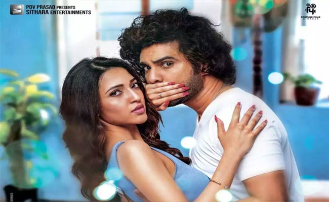 ఇన్సైడ్ టాక్ : “డీజే టిల్లు 2” కి మరో బ్యూటీని చేంజ్ చేస్తున్నారా.?