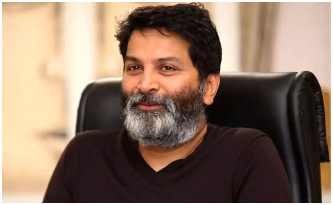 Trivikram Srinivas: ఒకే స్టార్ హీరోయిన్ తో ఏకంగా మూడు సినిమాలు చేస్తున్న త్రివిక్రమ్…!