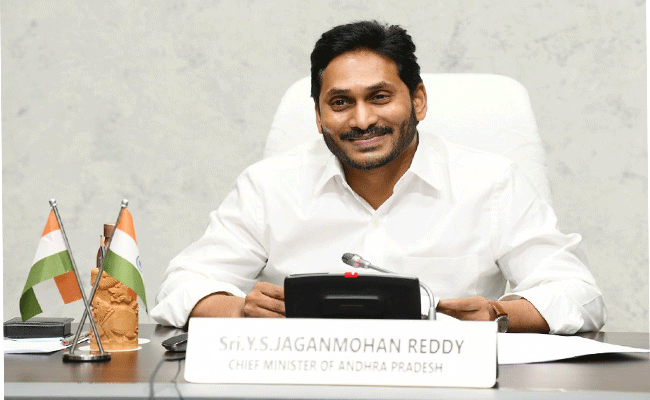 YS Jagan : వైఎస్ జగన్ చేస్తున్నది రైటా.? రాంగా.?