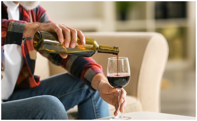 Health Tips: మద్యం తాగుతూ పచ్చి మిరపకాయ తింటున్నారా…. ఇది తెలుసుకోవాల్సిందే!