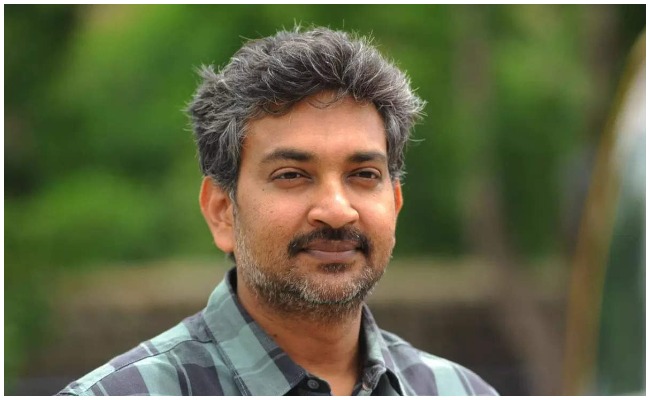 బాలకృష్ణ అన్ స్టాపబుల్ షో గురించి సంచలన కామెంట్స్ చేసిన దర్శకుడు రాజమౌళి.. ఇంతకూ ఎమన్నారంటే?