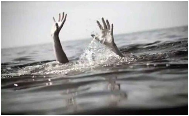 Crime News: బాలుడి ప్రాణం తీసిన ఈత సరదా.. విషాదంలో కుటుంబం..!