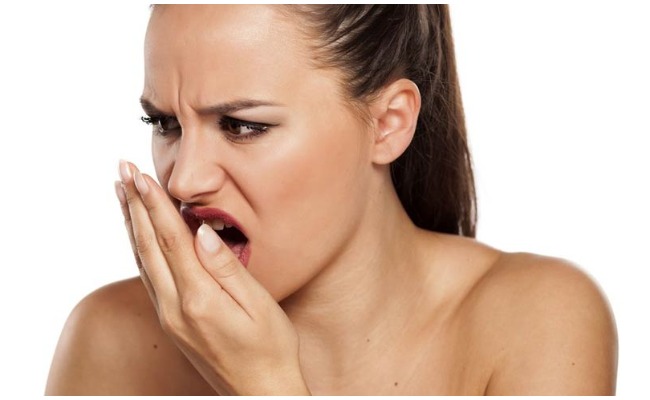 నోటి దుర్వాసన సమస్య మిమ్మల్ని వేధిస్తోందా? కారణాలు ఇవే కావచ్చు జాగ్రత్త?