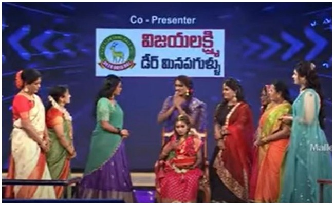 Suma kanakala: క్యాష్ షో లో జబర్దస్త్ కమెడియన్ భార్య శ్రీమంతం.. తల్లిలా అన్ని తానే చేసిన సుమ..!