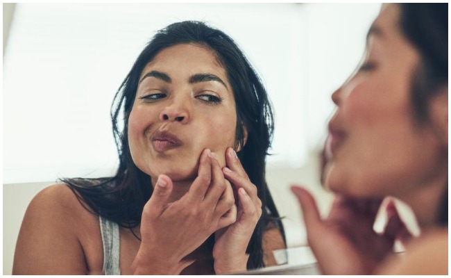 Beauty Tips: హార్మోన్ అసమతుల్యత వల్ల వచ్చే చర్మ సమస్యలకి ఈ విధంగా చెక్ పెట్టండి!