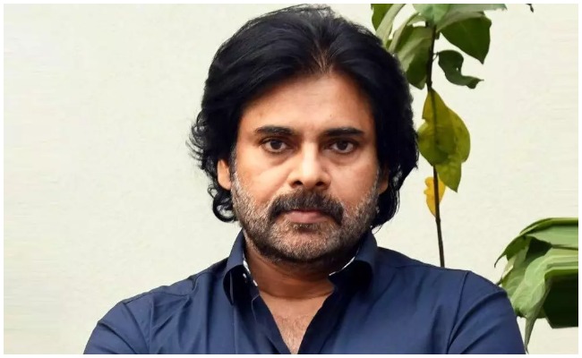 Pawan Kalyan: పవన్ కళ్యాణ్ అభిమానుల పై పోలీస్ కేస్… హద్దులు దాటిన అభిమానం!