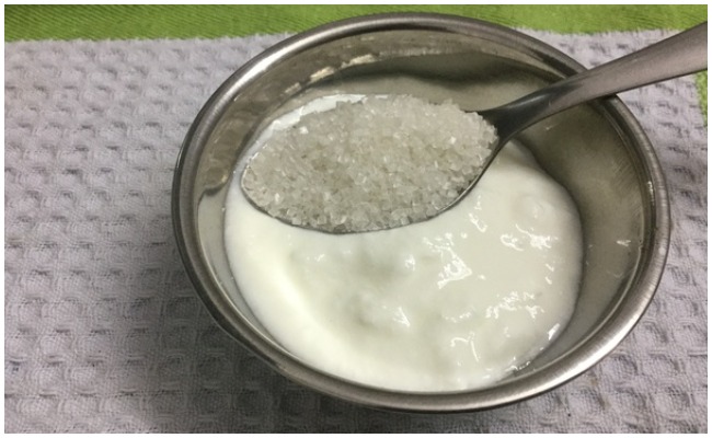 Health Tips: ఉదయమే పెరుగు,పంచదార కలిపి తినటం వల్ల ఆ సమస్యలకు చెక్ పెట్టవచ్చు..!