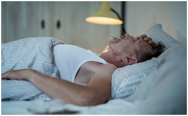 Health Tips:తరచూ నిద్రలో చమటలు పడుతున్నాయా? ఈ లక్షణం అనేక అనారోగ్య సమస్యలకు సంకేతం..!