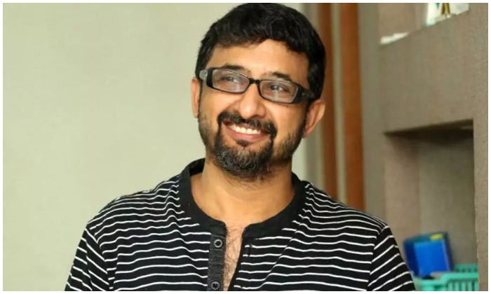 Director Teja: కొడుకును హీరోగా పరిచయం చేయనున్న దర్శకుడు తేజ.. ఏ సినిమాతో అంటే..?
