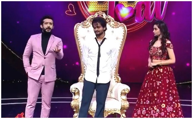 Anchor Ravi-Shannu: అందరి ముందు షన్నూ నీ ఇరకాటంలో పెట్టిన రవి.. మరి షన్ను సమాధానం ఏంటి?