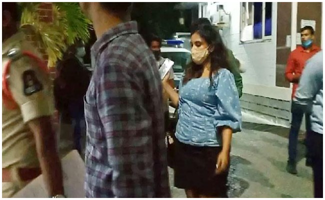 7 Arts Sarayu: వెనక్కి తగ్గిన సరయు.. ఆ తర్వాత ఏం జరిగిందంటే?