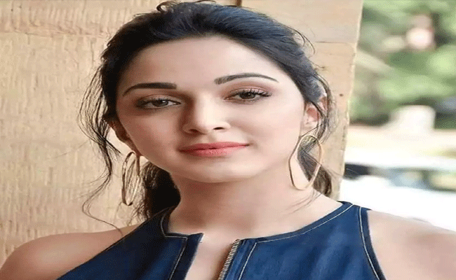 Kiara Advani : అందాల బొమ్మ కియారా అద్వానీ కాస్తా ‘బూతు’ బొమ్మ అయిపోయింది కానీ.!