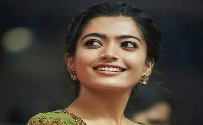 Breaker For Rashmika : రష్మికకి ‘స్పీడ్ బ్రేకర్’ గట్టిగానే పడిందా.