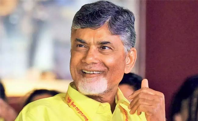Chandrababu Mark Smiling : చంద్రబాబు వికటాట్టహాసం: ఈ పాపం ఎవరిది.?