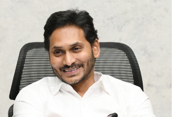 YCP Govt Failures : వైసీపీ సర్కారు తప్పిదాలు: ఐఏఎస్ అధికారులకు శిక్ష.?