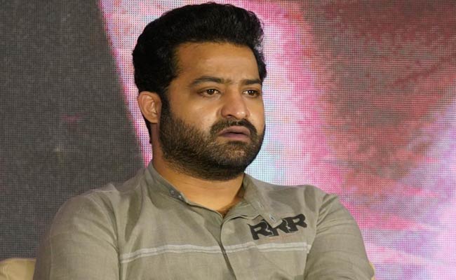 RRR Promotions : ఆర్ఆర్ఆర్ ప్రమోషన్స్: ఎన్టీయార్ నోరు జారేస్తున్నాడా.?