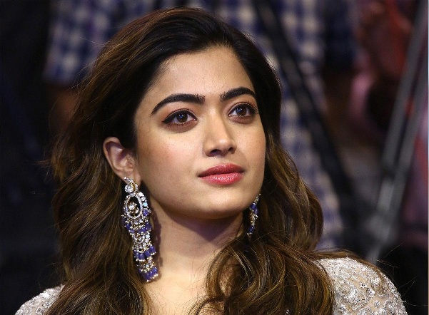 Rashmika Lost Two Big Projects : రష్మిక చేయి జారిపోతున్న భారీ ప్రాజెక్టులు.!