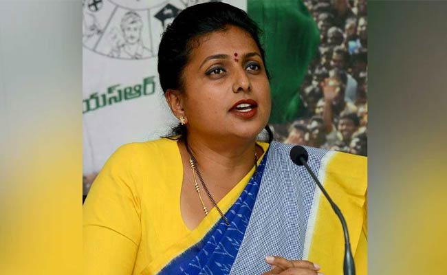 మంత్రి రోజాకి వృద్ధుడి ఝలక్.! ఇదేం వింత కోరిక.?