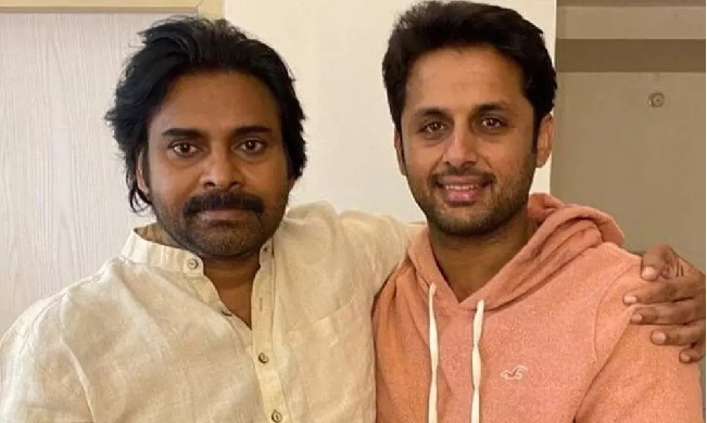 Nithin Comes First : షాకింగ్ అప్డేట్: పవన్ వెనక్కి.. నితిన్ ముందుకి.!