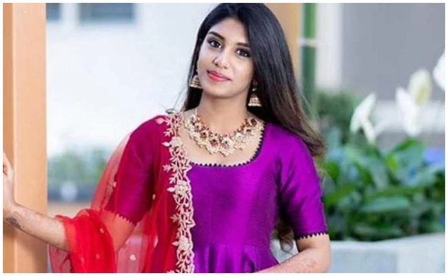 Supritha : వేసుకునే డ్రెస్‌ను బట్టి క్యారెక్టర్‌ని డిసైడ్ చేస్తారా.. ఘాటుగా బదులిచ్చిన సుప్రీత!